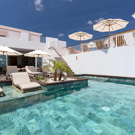 Hotel Agua Bay Lagos