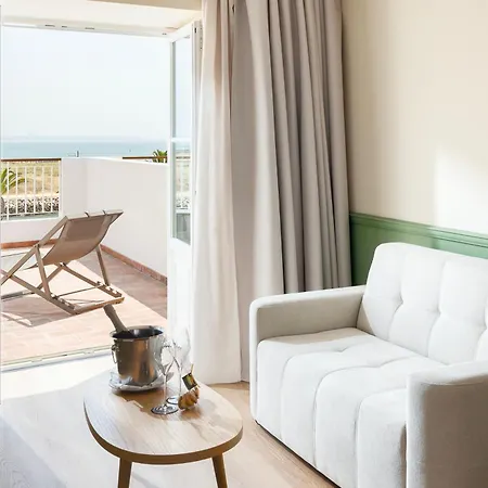 Hotel Agua Bay Lagos