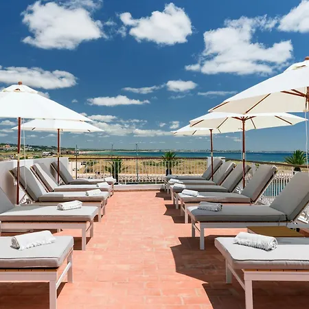 מלון Agua Bay 4*