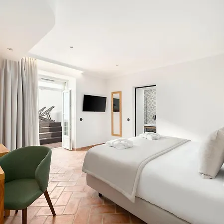 Agua Bay 4* Lagos