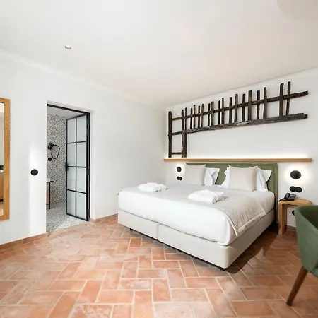 Agua Bay 4*